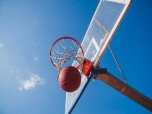 Lapangan Bola Basket / Tennis Indoor